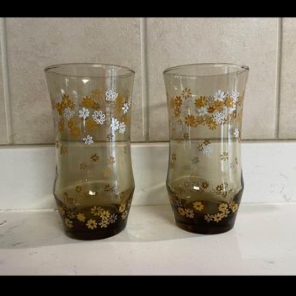 Vintage daisy goblets (gold) - Picture 3 of 3